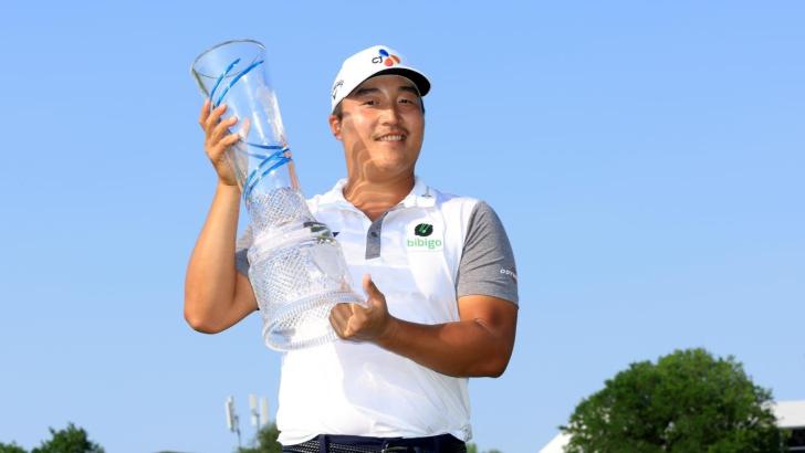 Golfer K.H Lee